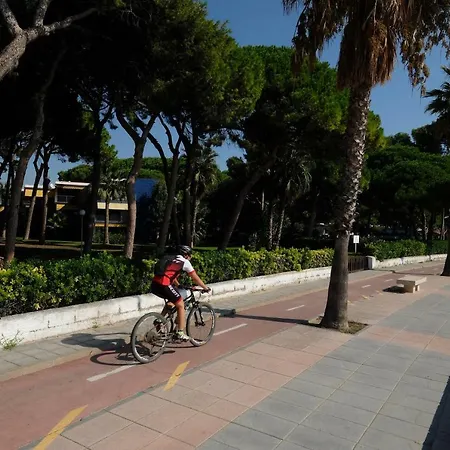 85 Avinguda De La Diputacio Apartment