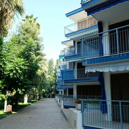 85 Avinguda De La Diputació Apartamento